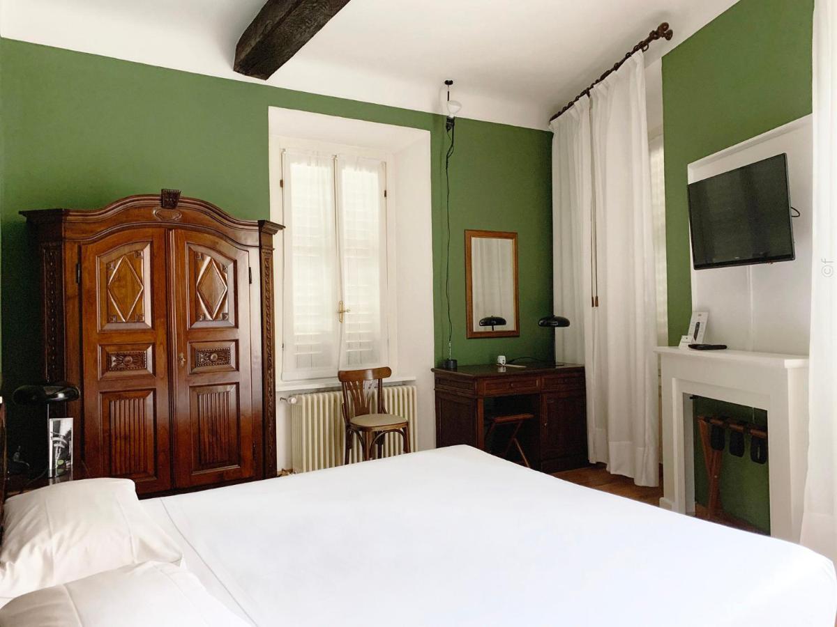 Albergo Bologna 바레세 외부 사진
