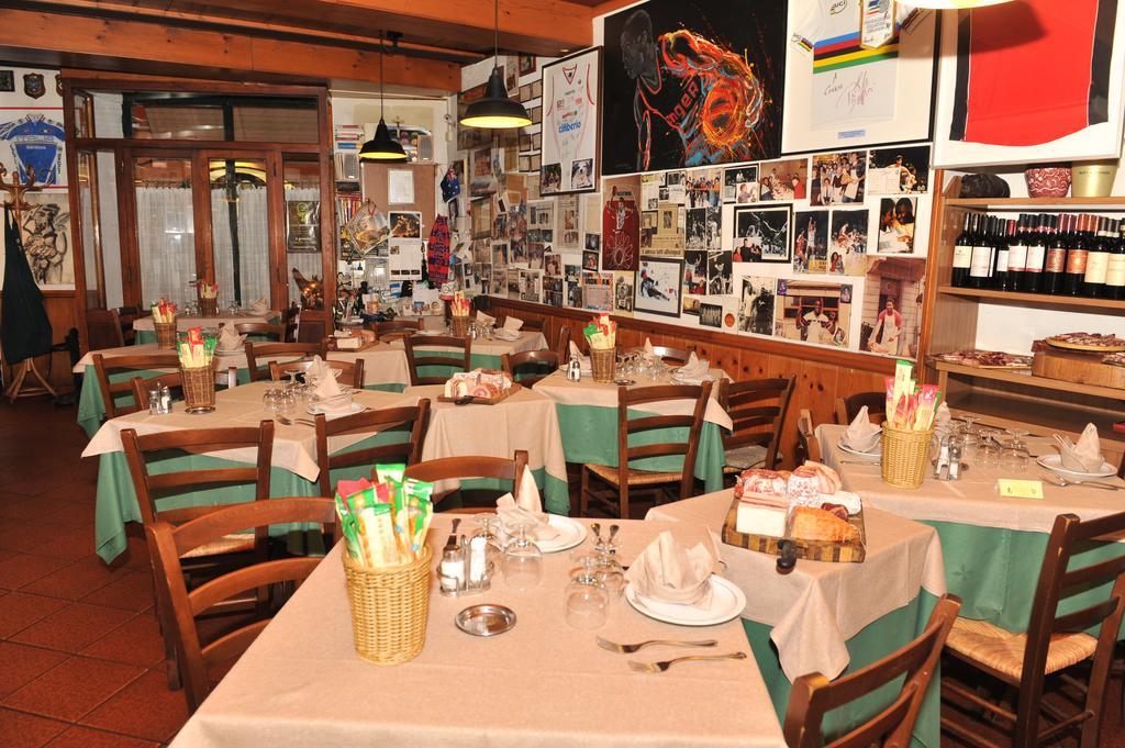 Albergo Bologna 바레세 외부 사진